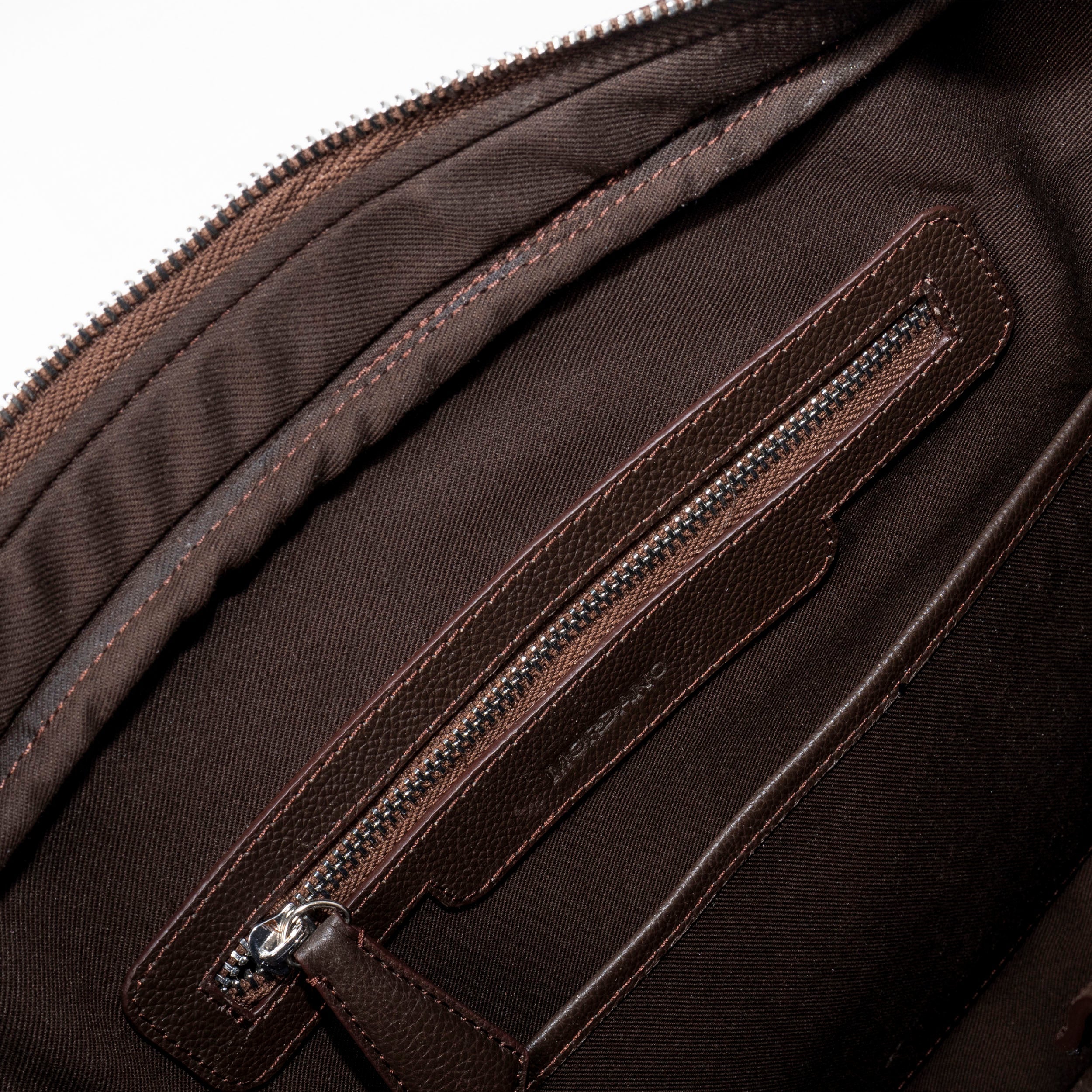 MOUNT LAPTOP BAG