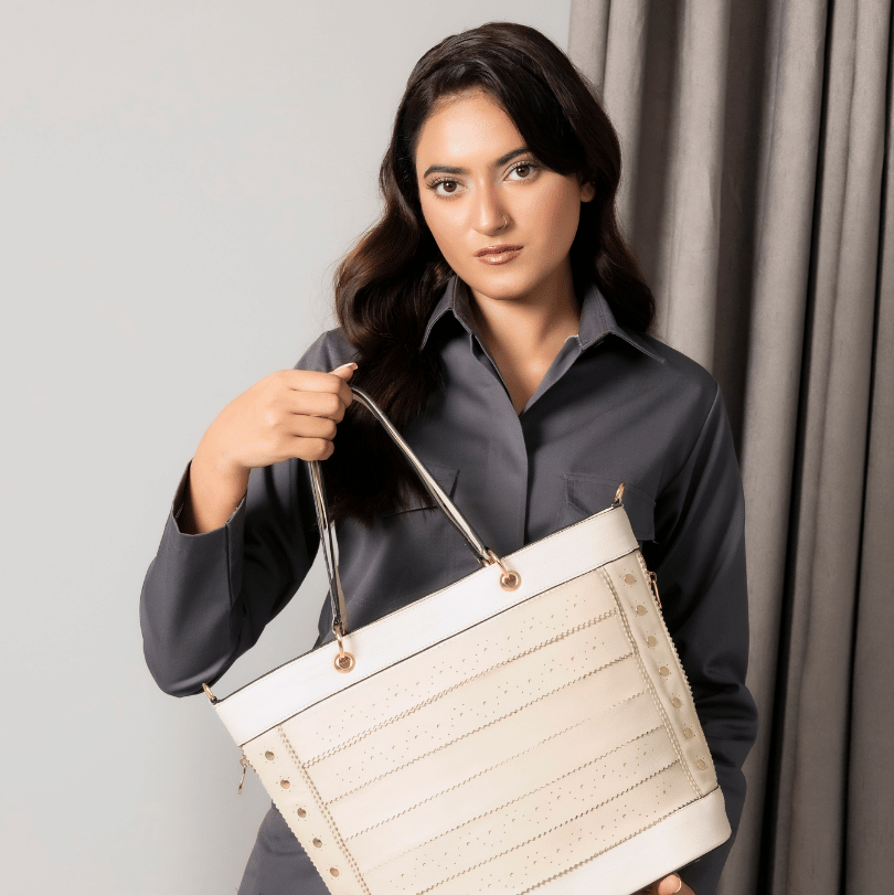 CYPHER BUCKET BAG