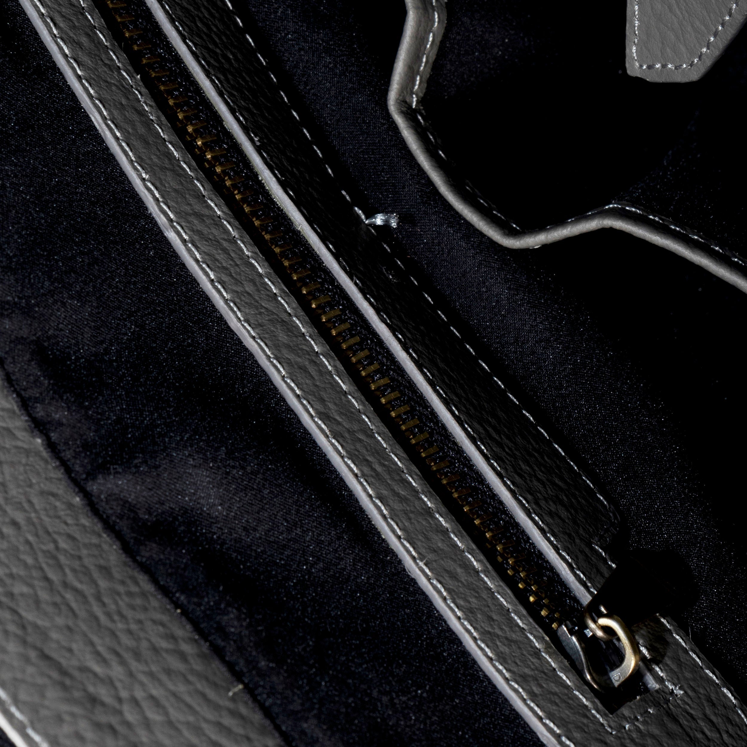 CHIC LAPTOP BAG