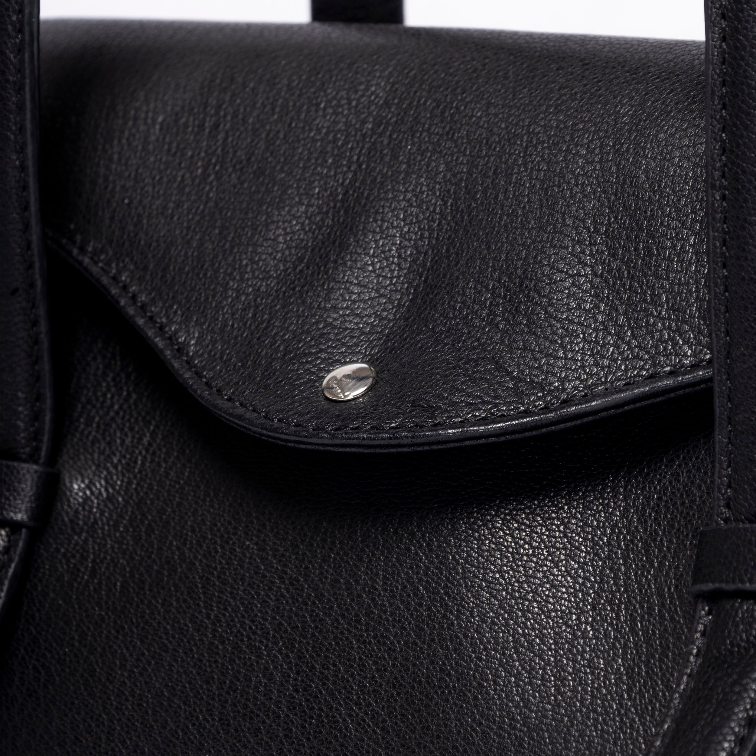 CYPHER BUCKET BAG