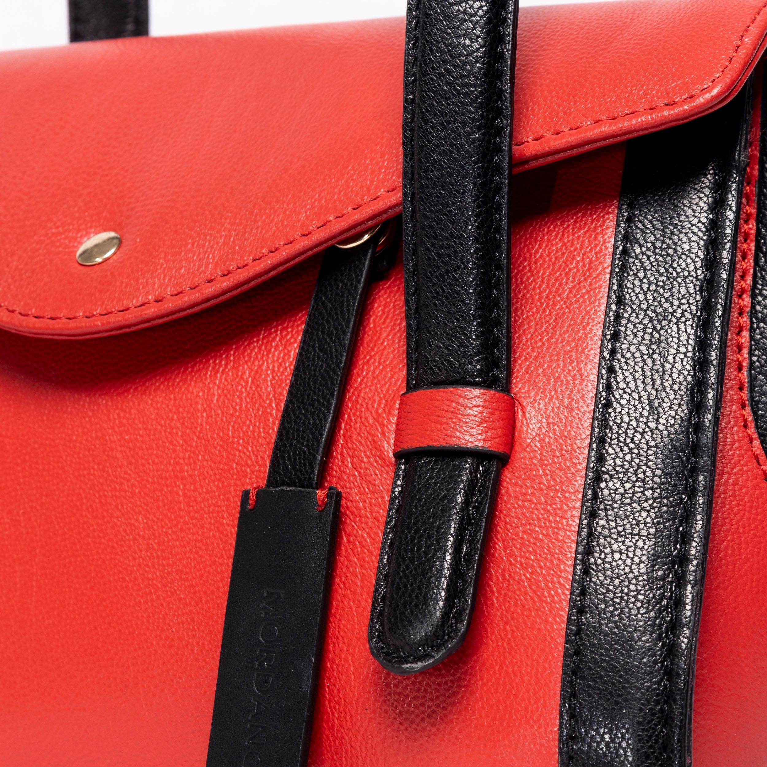 CYPHER BUCKET BAG