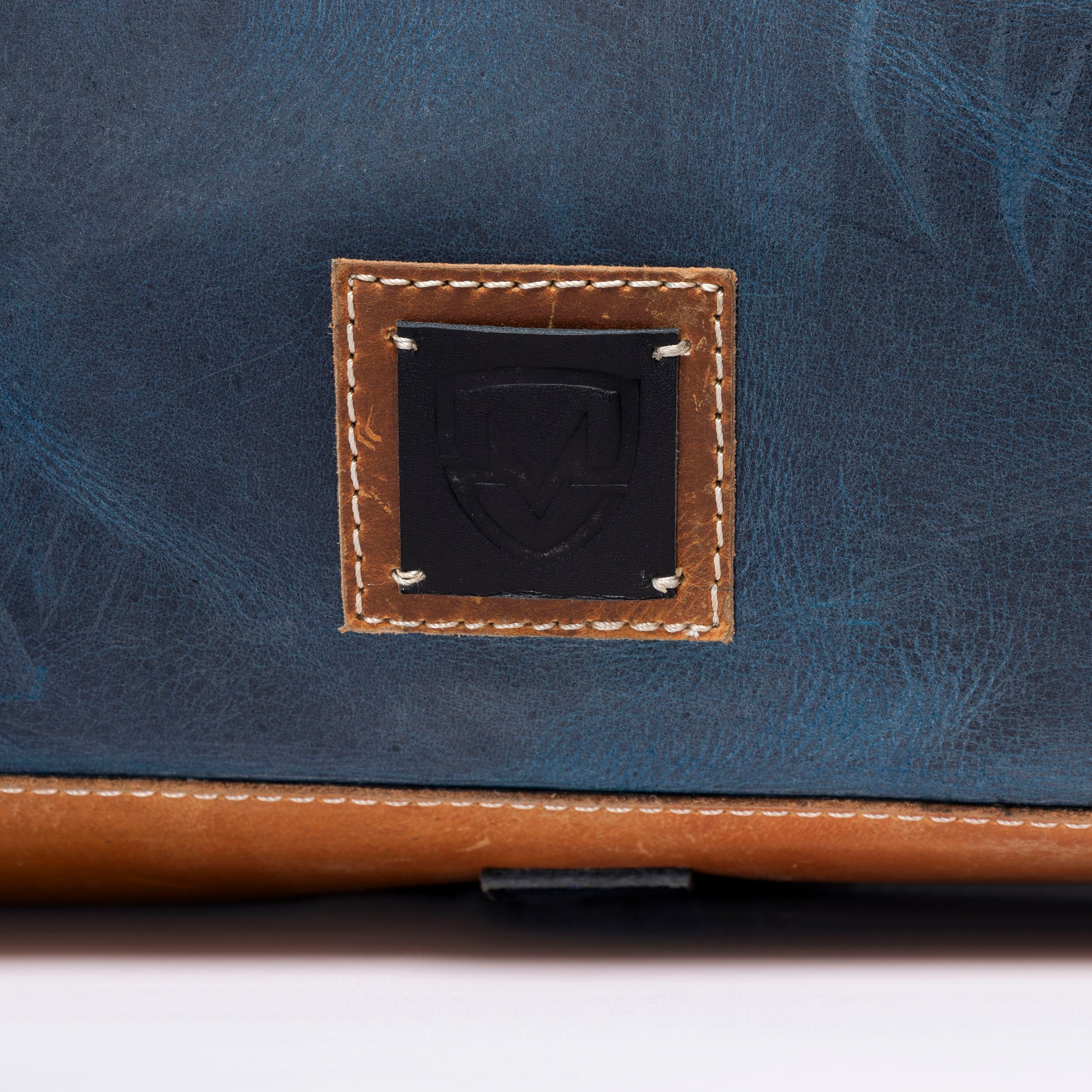 HOLDALL DUFFLE BAG