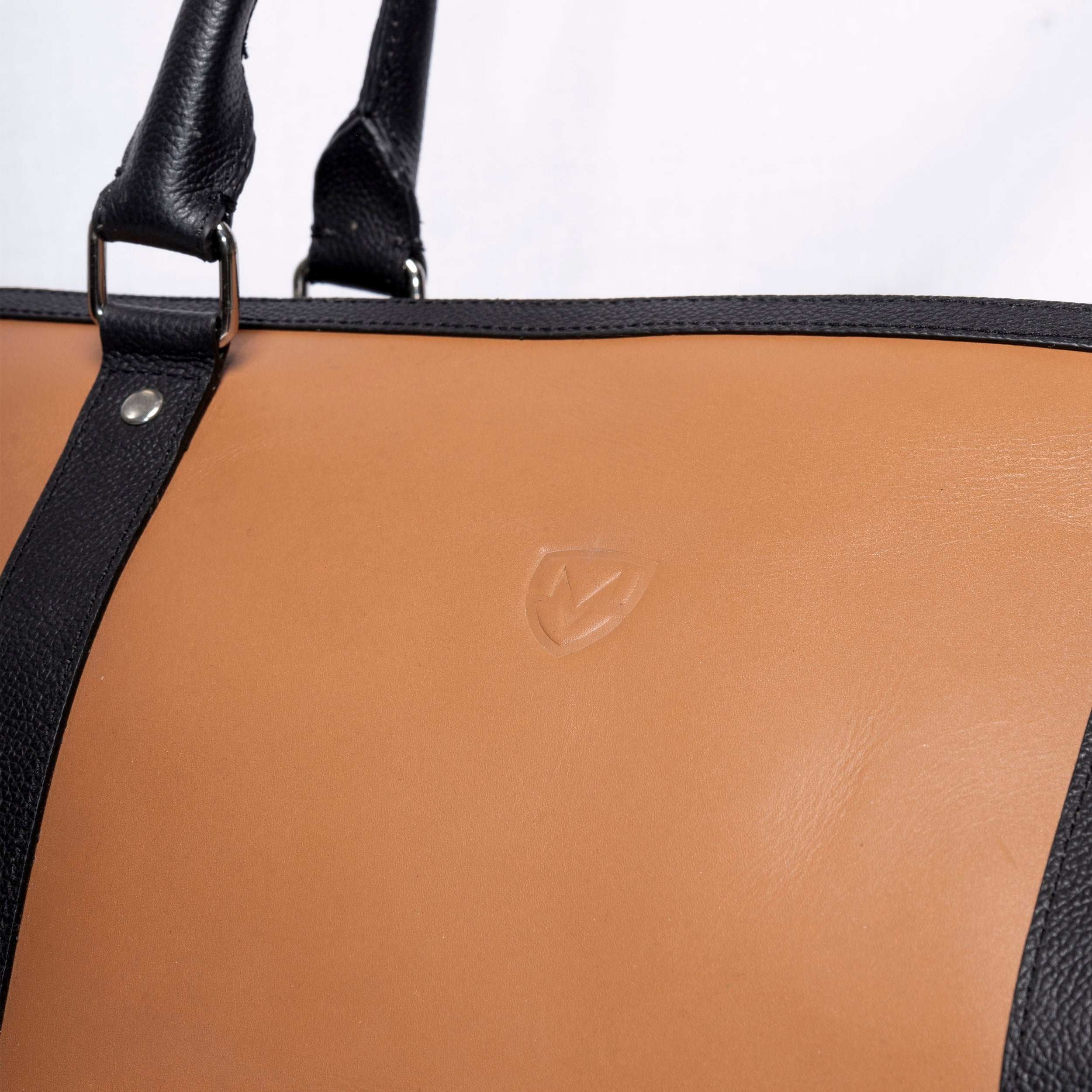 SMART CARRY DUFFLE BAG