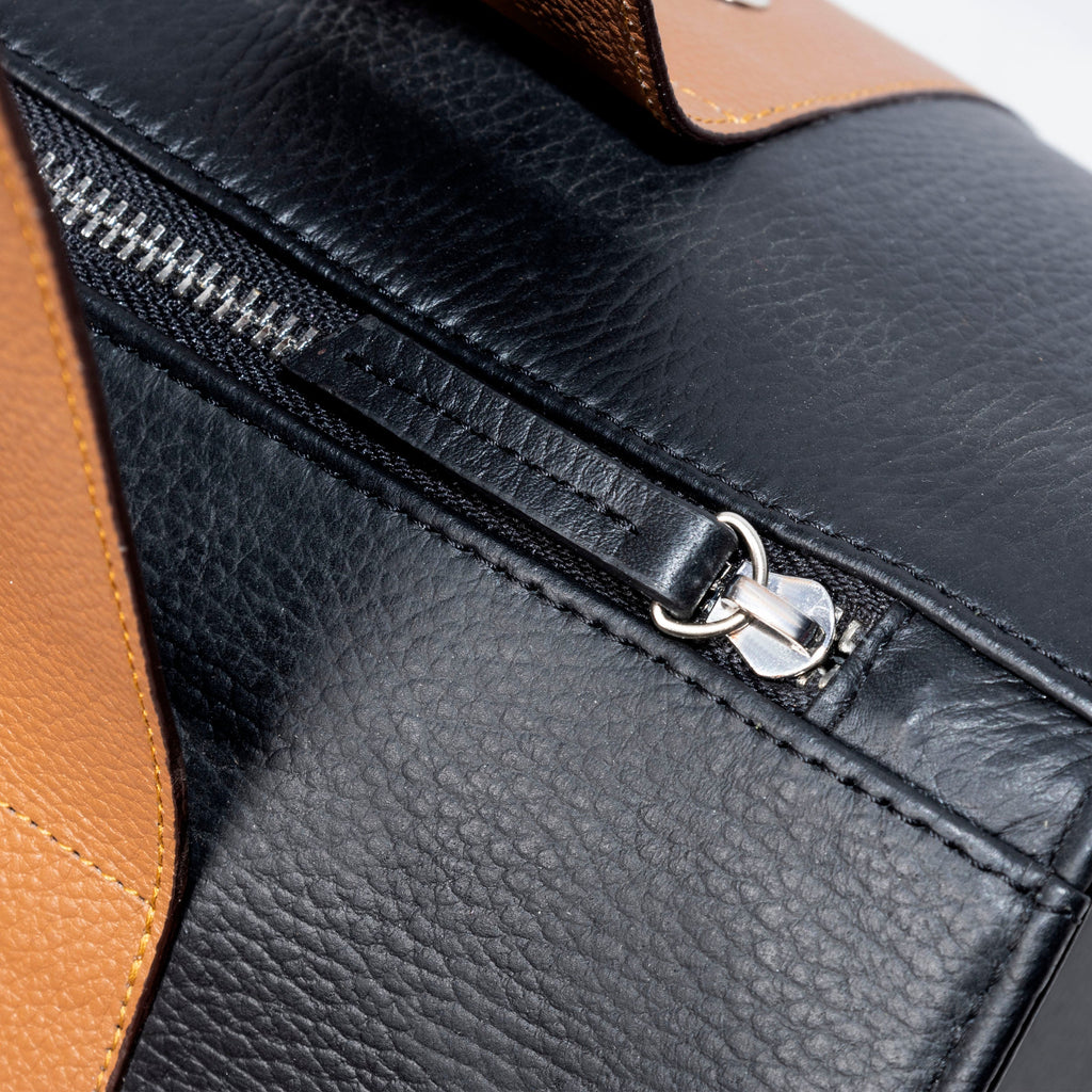 ESSENCE DUFFLE BAG